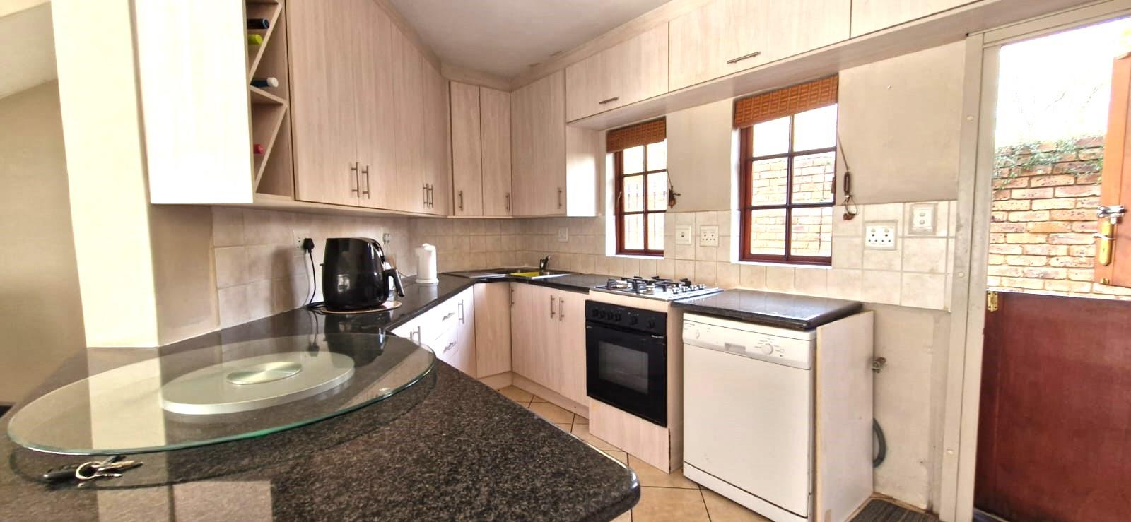 4 Bedroom Property for Sale in Die Wilgers Gauteng