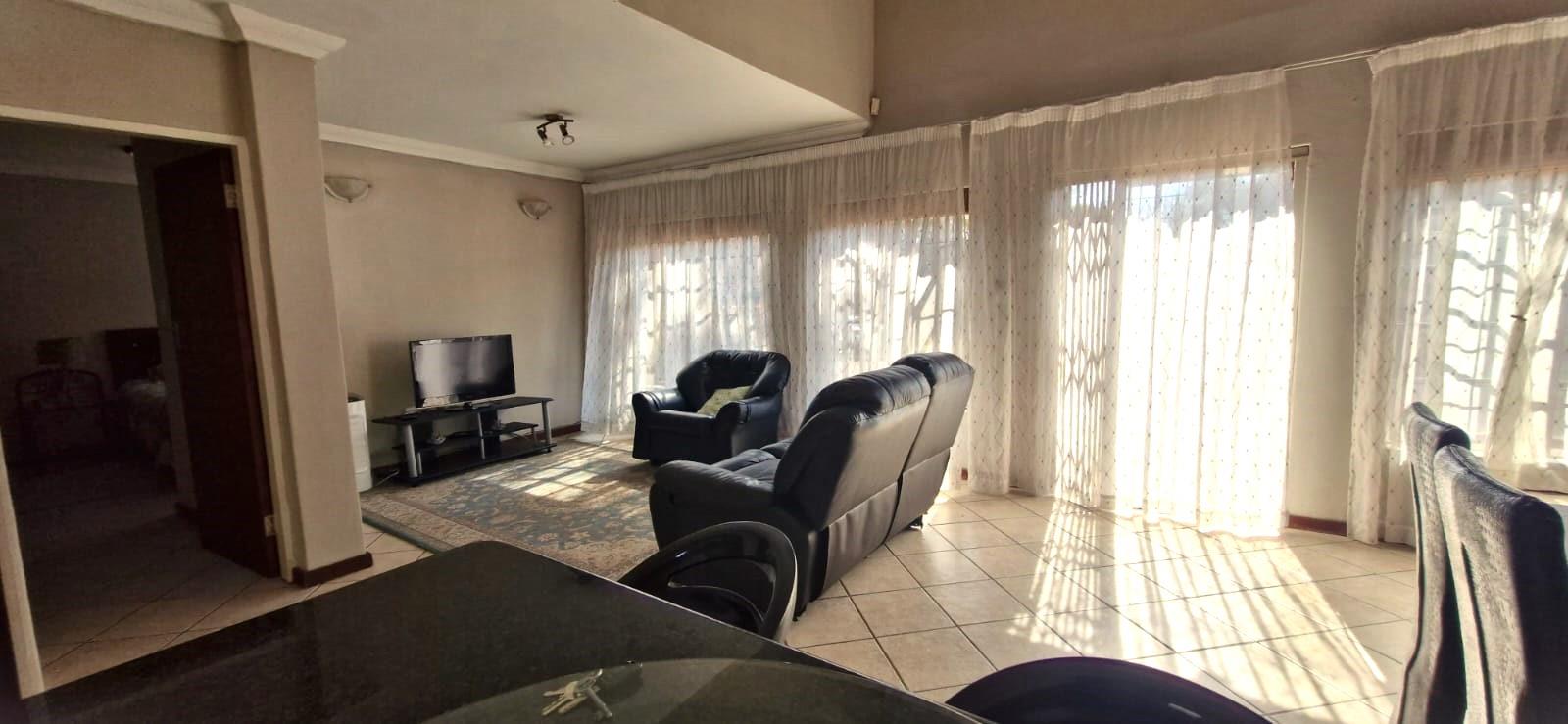 4 Bedroom Property for Sale in Die Wilgers Gauteng