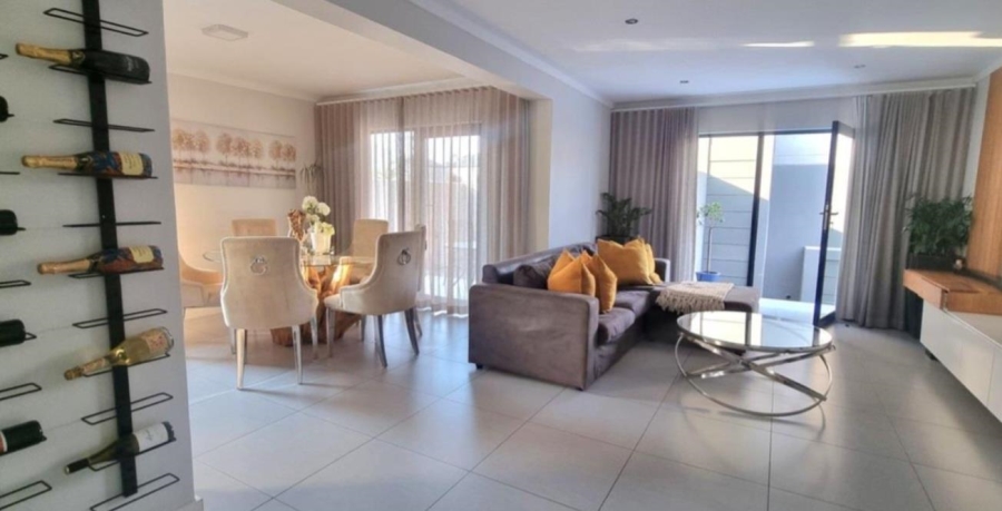 2 Bedroom Property for Sale in Equestria Gauteng