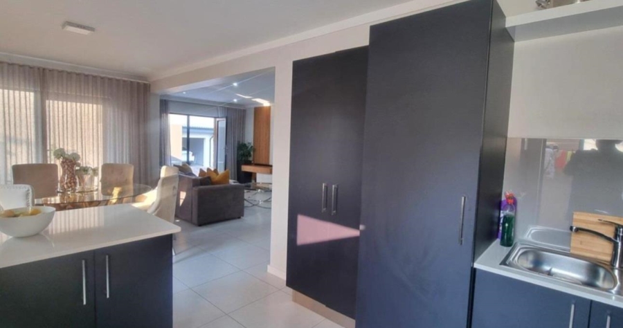 2 Bedroom Property for Sale in Equestria Gauteng