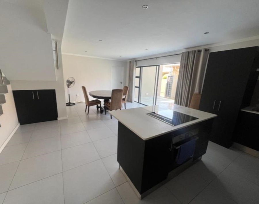 3 Bedroom Property for Sale in Equestria Gauteng