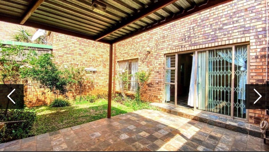 2 Bedroom Property for Sale in Weavind Park Gauteng