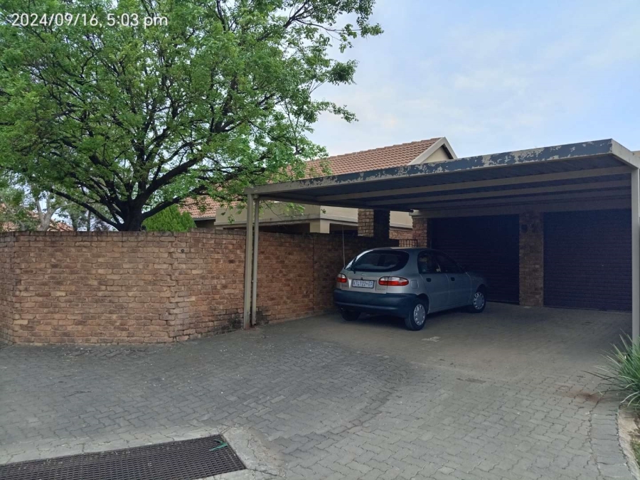 3 Bedroom Property for Sale in Equestria Gauteng