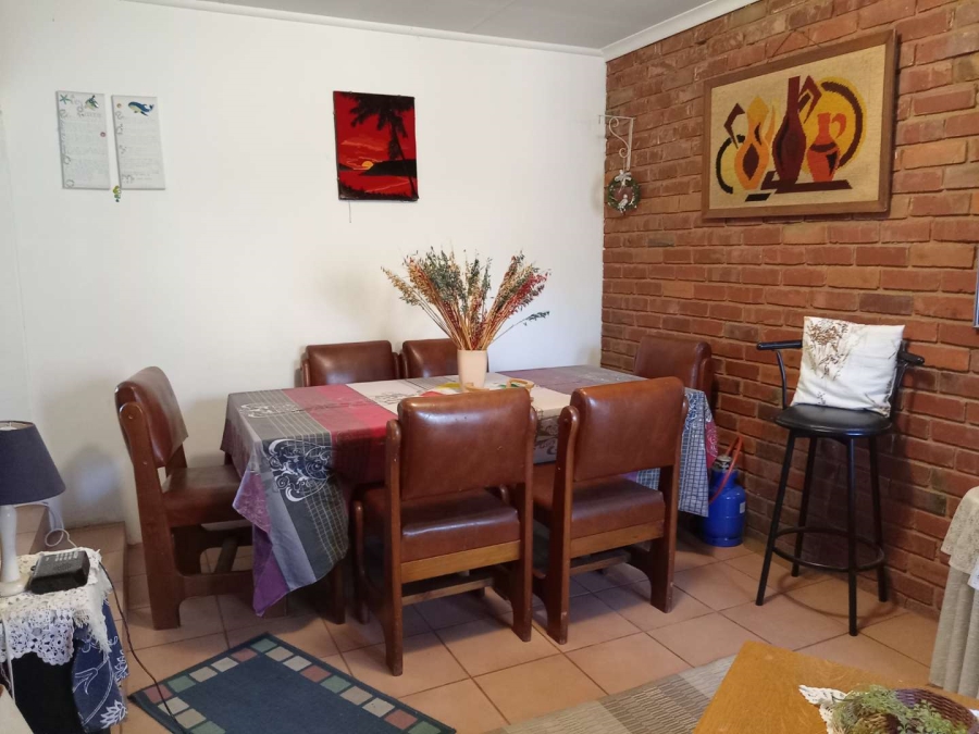 2 Bedroom Property for Sale in Die Wilgers Gauteng