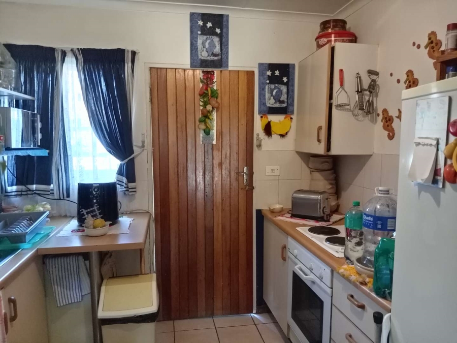 2 Bedroom Property for Sale in Die Wilgers Gauteng