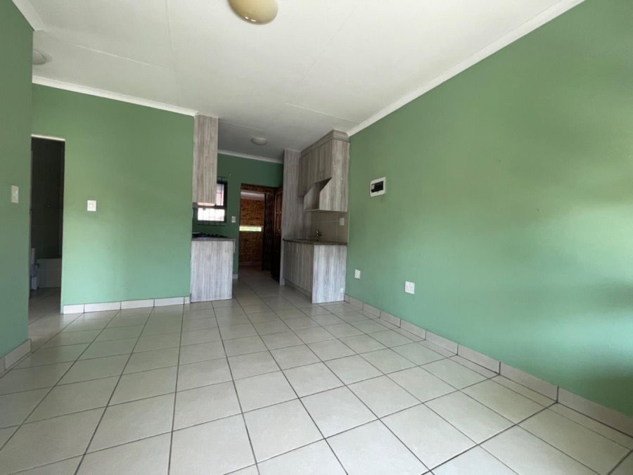 To Let 2 Bedroom Property for Rent in Brentwood Gauteng