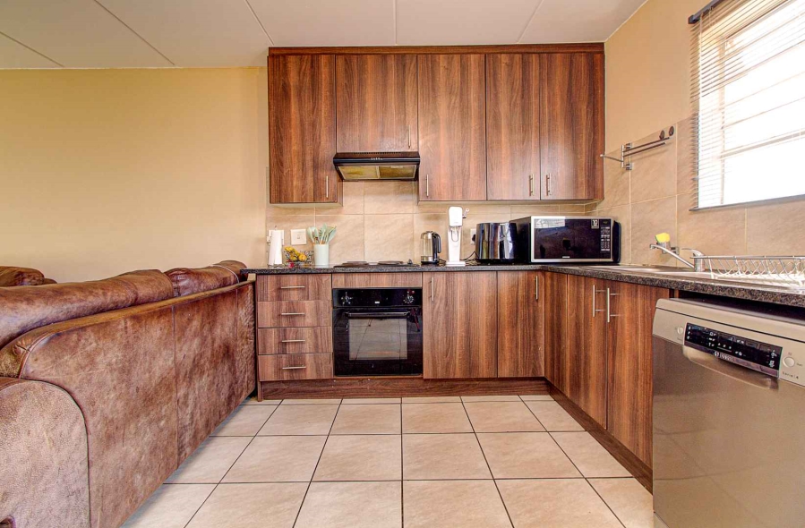 3 Bedroom Property for Sale in Wilgeheuwel Gauteng