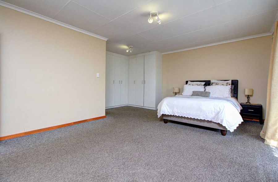 3 Bedroom Property for Sale in Wilgeheuwel Gauteng