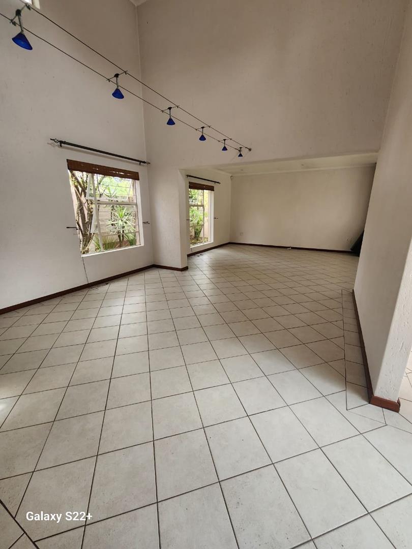 To Let 3 Bedroom Property for Rent in Magaliessig Gauteng