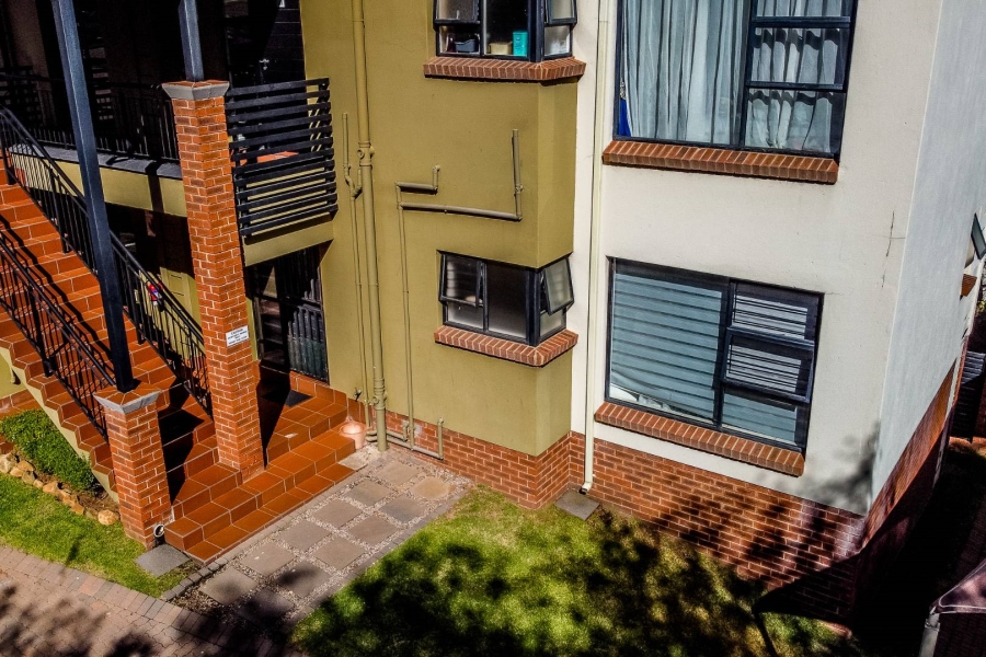 2 Bedroom Property for Sale in Glenvista Gauteng