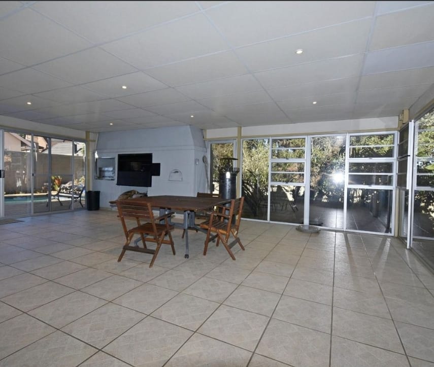 4 Bedroom Property for Sale in Bassonia Gauteng