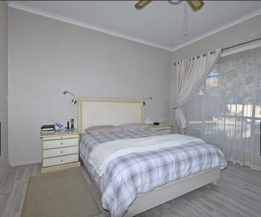 4 Bedroom Property for Sale in Bassonia Gauteng