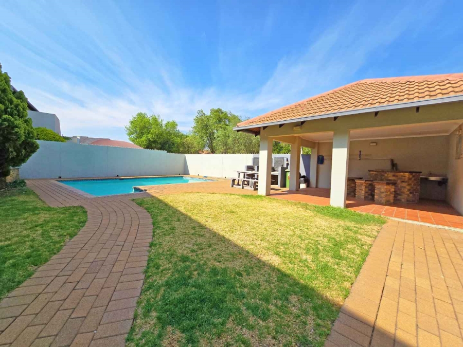 To Let 3 Bedroom Property for Rent in Verwoerdpark Gauteng