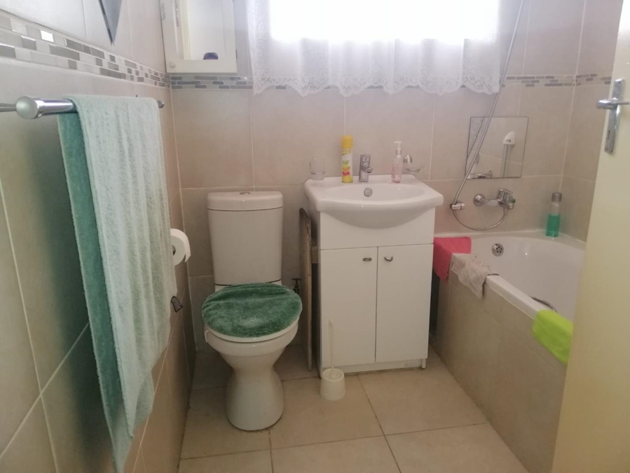 1 Bedroom Property for Sale in Lambton Gauteng