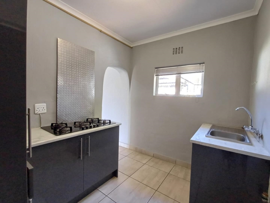 To Let 1 Bedroom Property for Rent in Kelland Gauteng