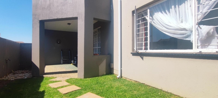 To Let 2 Bedroom Property for Rent in Northgate Gauteng