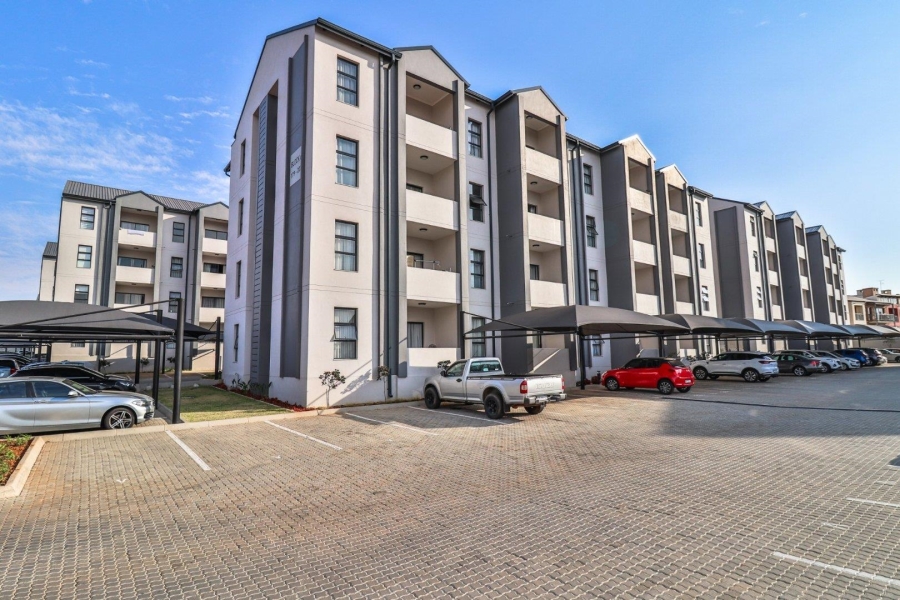 2 Bedroom Property for Sale in Midridge Park Gauteng