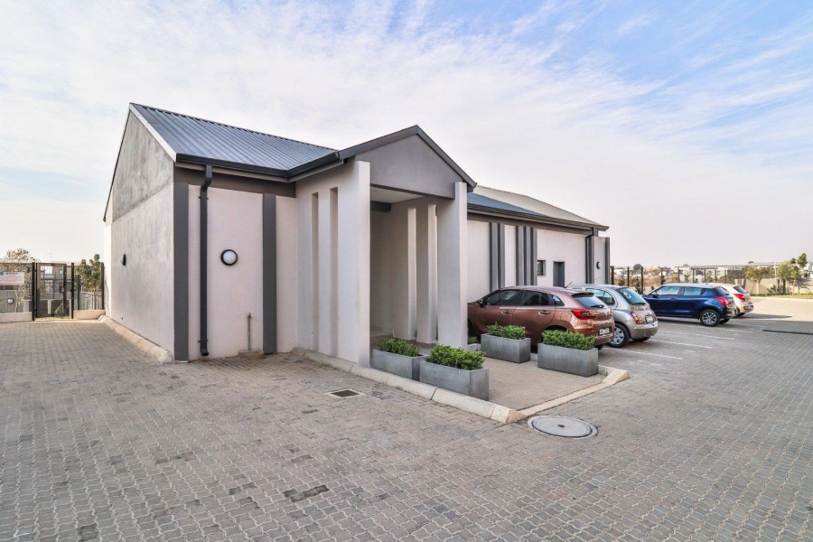 2 Bedroom Property for Sale in Midridge Park Gauteng