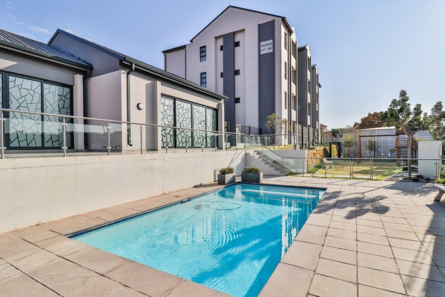 2 Bedroom Property for Sale in Midridge Park Gauteng