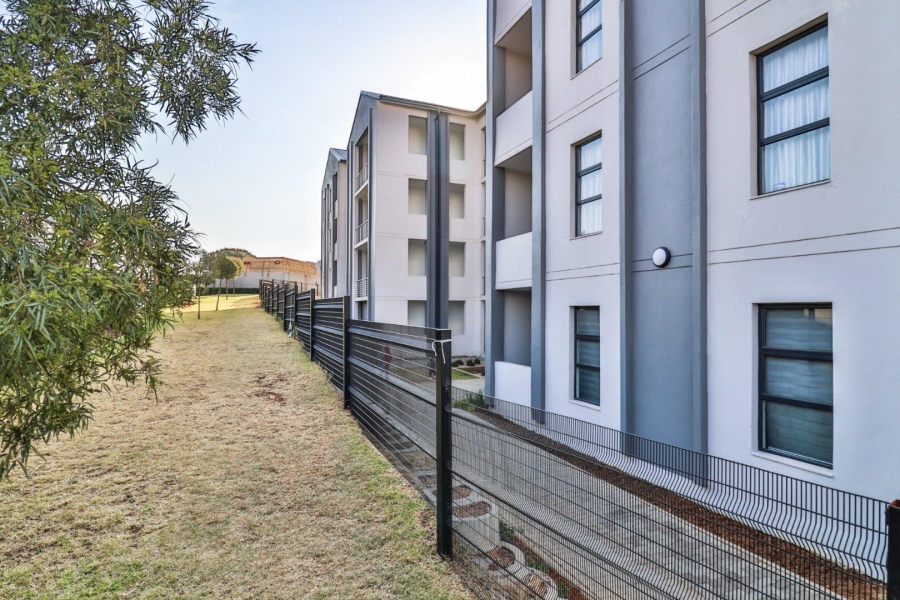 2 Bedroom Property for Sale in Midridge Park Gauteng