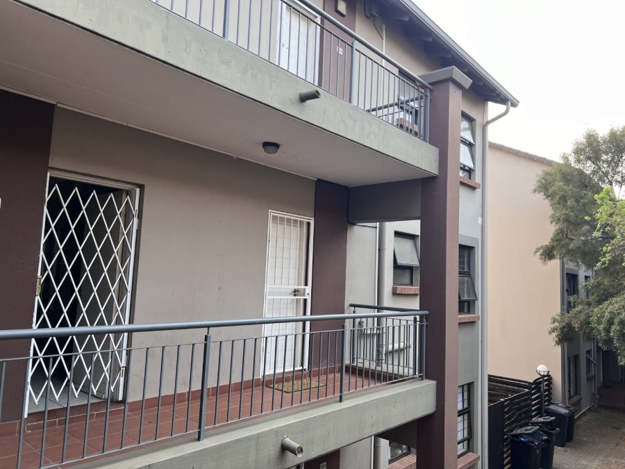 2 Bedroom Property for Sale in Noordhang Gauteng