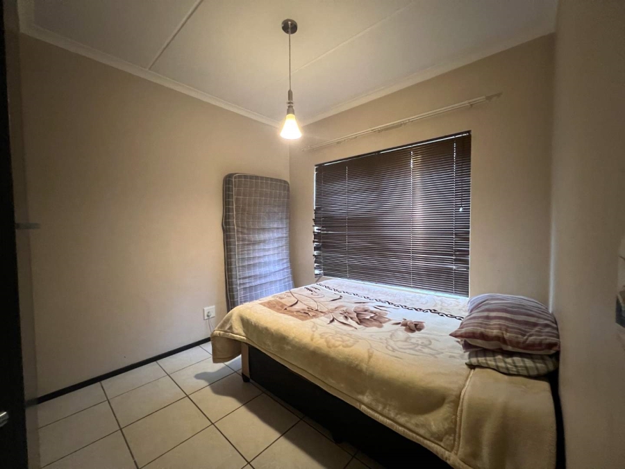 2 Bedroom Property for Sale in Noordhang Gauteng