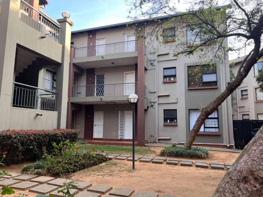 2 Bedroom Property for Sale in Noordhang Gauteng