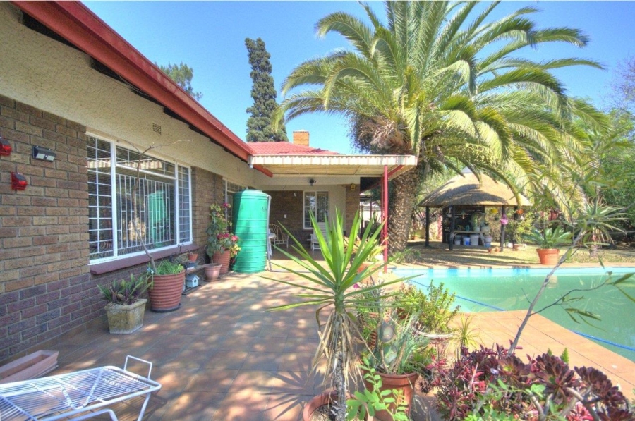 3 Bedroom Property for Sale in Brackenhurst Gauteng