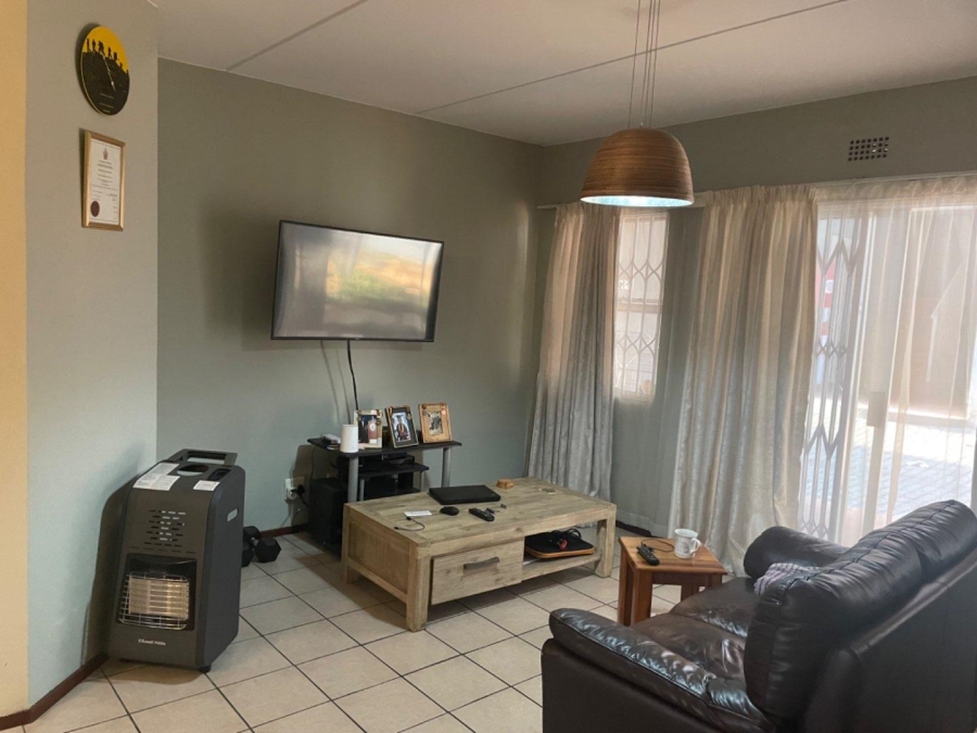 2 Bedroom Property for Sale in Ferndale Gauteng