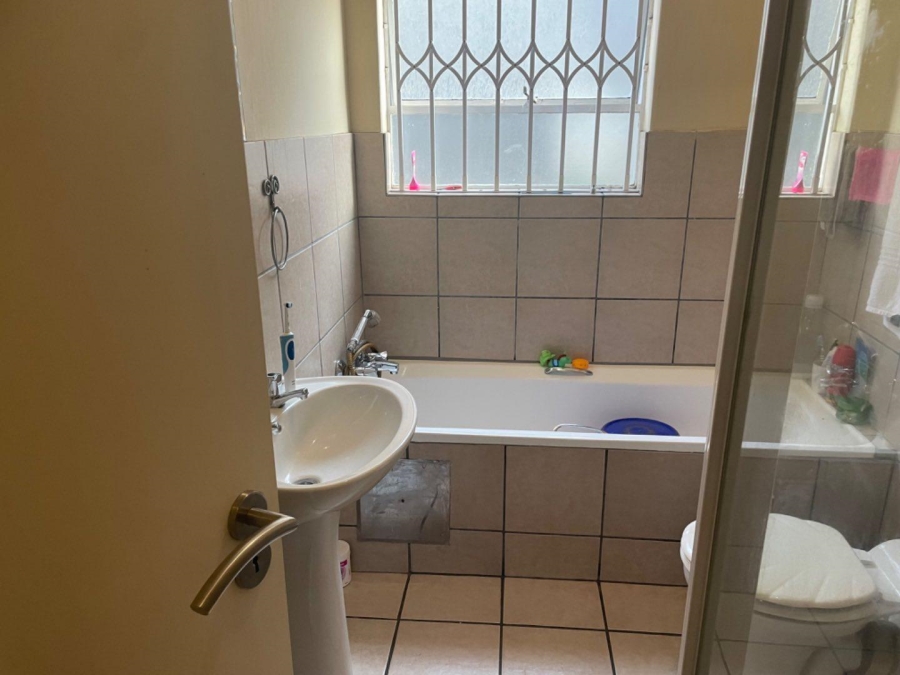 2 Bedroom Property for Sale in Ferndale Gauteng