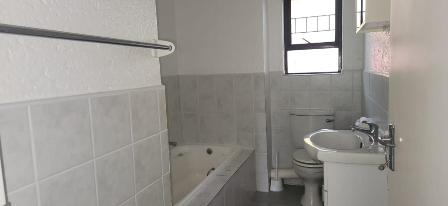 3 Bedroom Property for Sale in North Riding Gauteng