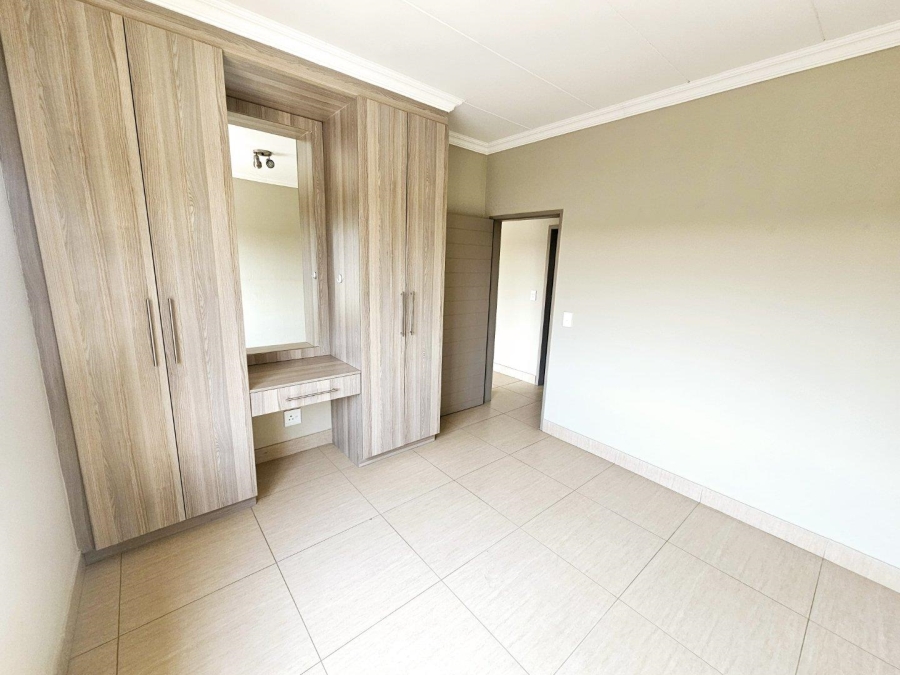 To Let 2 Bedroom Property for Rent in Moregloed Gauteng