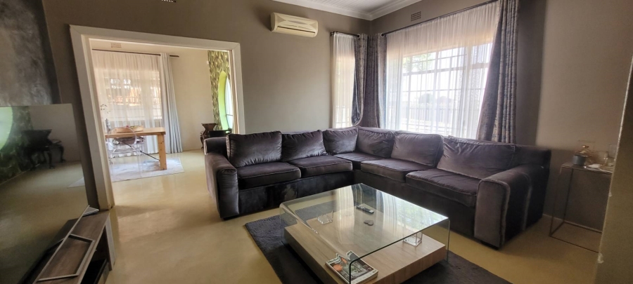 3 Bedroom Property for Sale in Discovery Gauteng