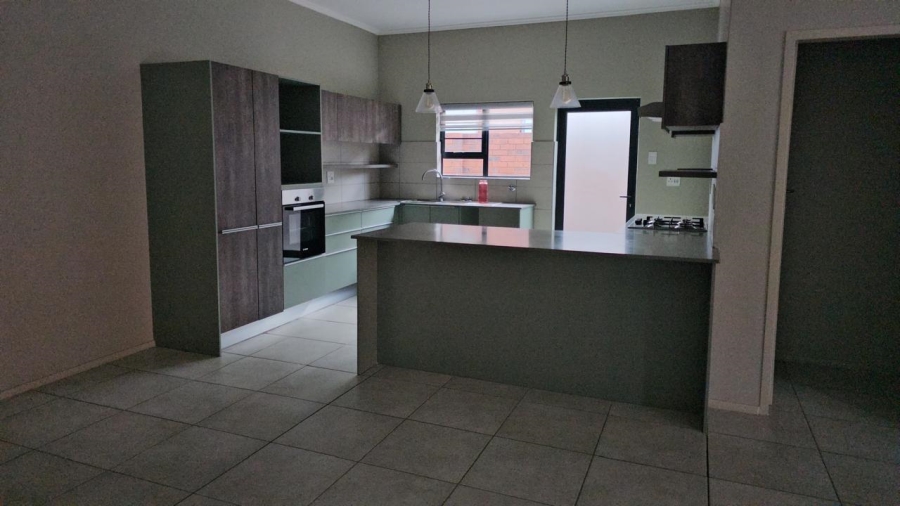 3 Bedroom Property for Sale in Vorna Valley Gauteng