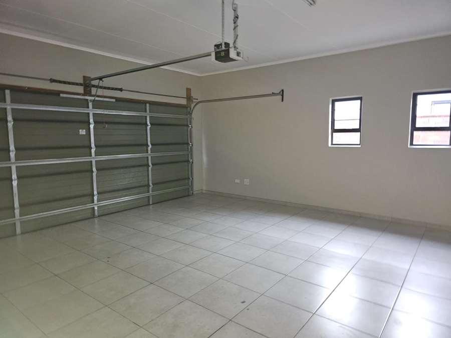 3 Bedroom Property for Sale in Vorna Valley Gauteng