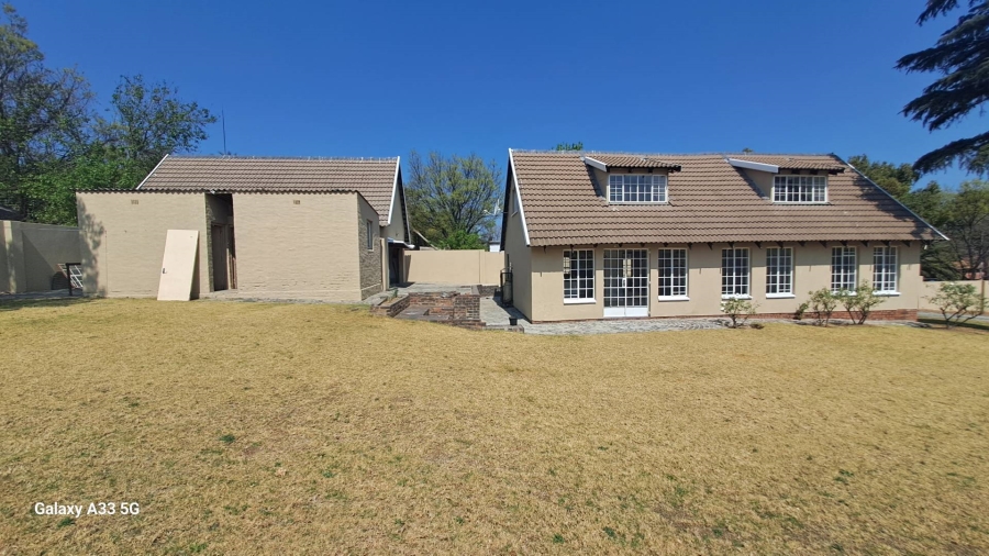 To Let 3 Bedroom Property for Rent in Buccleuch Gauteng