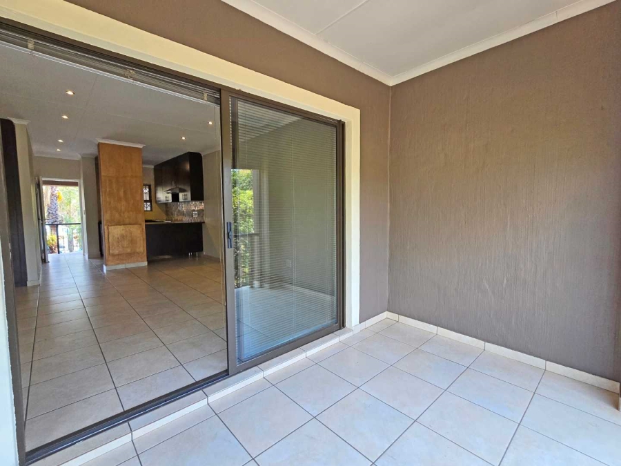 To Let 3 Bedroom Property for Rent in Mulbarton Gauteng