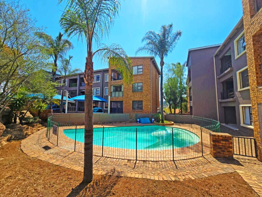 To Let 3 Bedroom Property for Rent in Mulbarton Gauteng