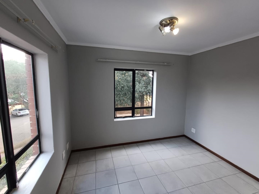 2 Bedroom Property for Sale in Jackal Creek Golf Estate Gauteng