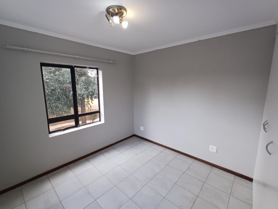 2 Bedroom Property for Sale in Jackal Creek Golf Estate Gauteng