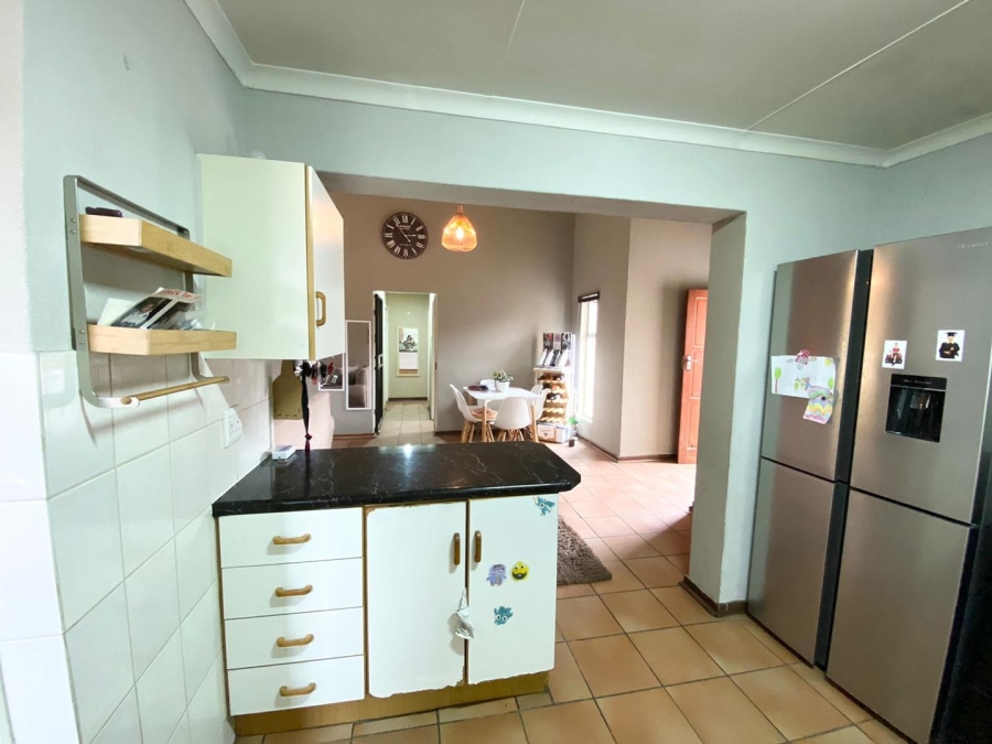 4 Bedroom Property for Sale in The Reeds Gauteng