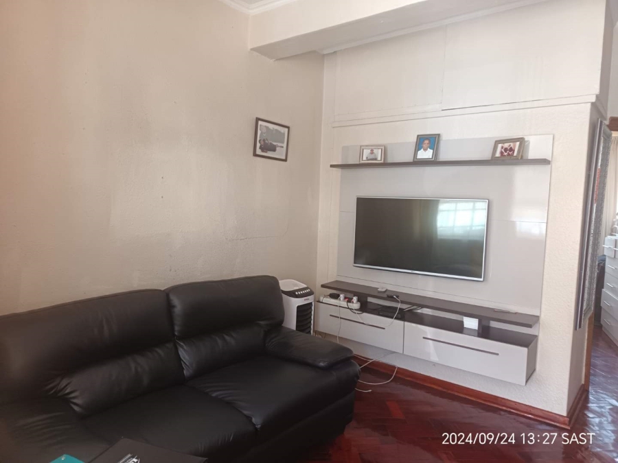 1 Bedroom Property for Sale in Albertville Gauteng