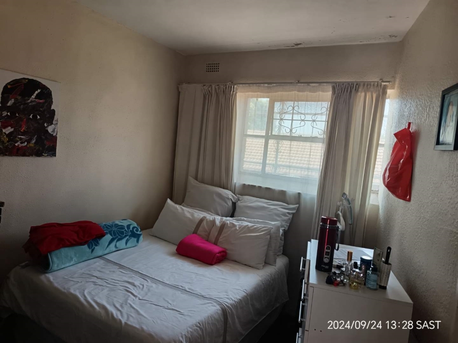 1 Bedroom Property for Sale in Albertville Gauteng