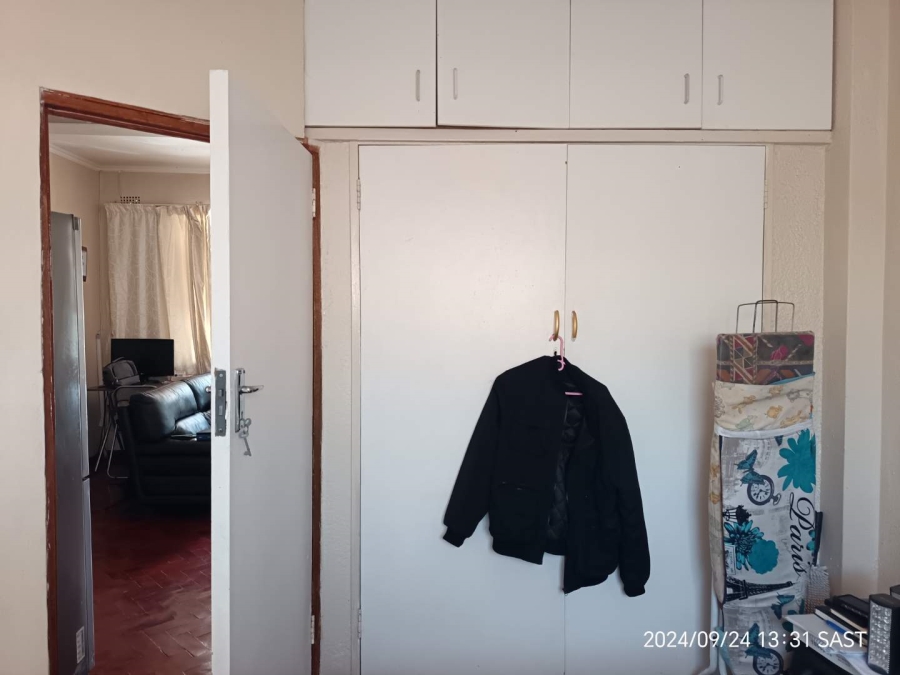 1 Bedroom Property for Sale in Albertville Gauteng