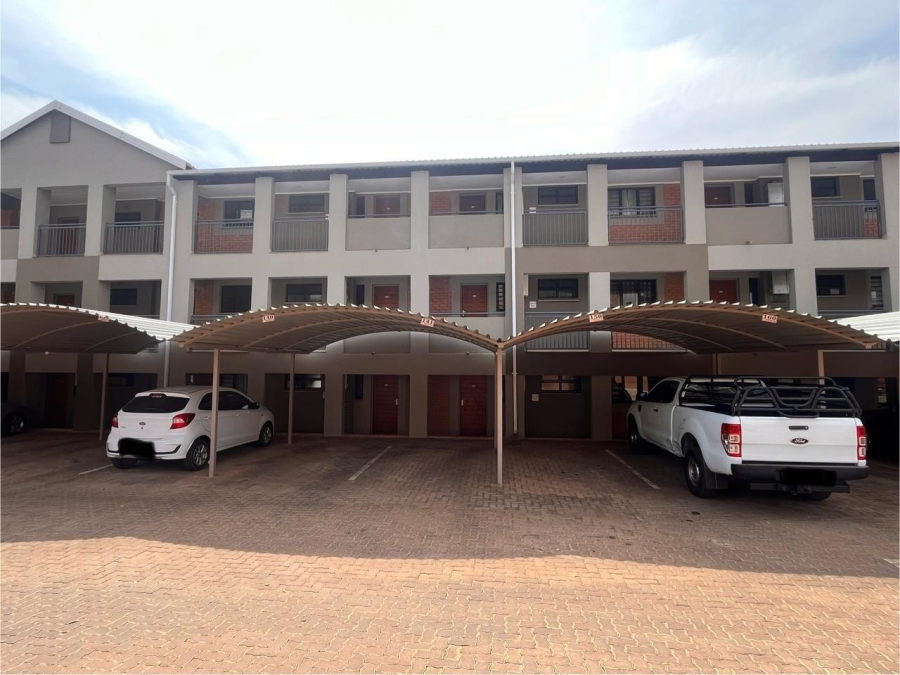 2 Bedroom Property for Sale in Kameeldrift Gauteng