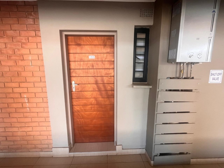 2 Bedroom Property for Sale in Kameeldrift Gauteng