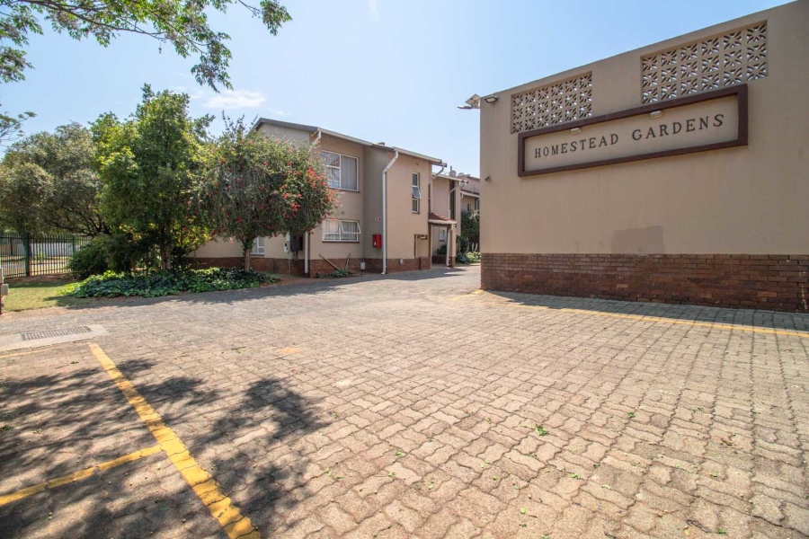 3 Bedroom Property for Sale in Farrarmere Gauteng