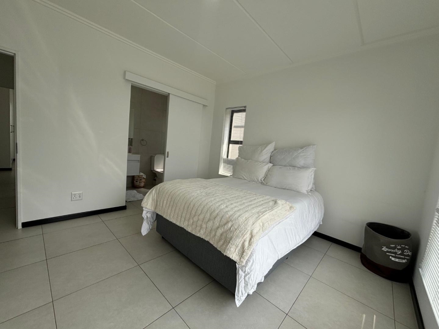 2 Bedroom Property for Sale in Maroeladal Gauteng