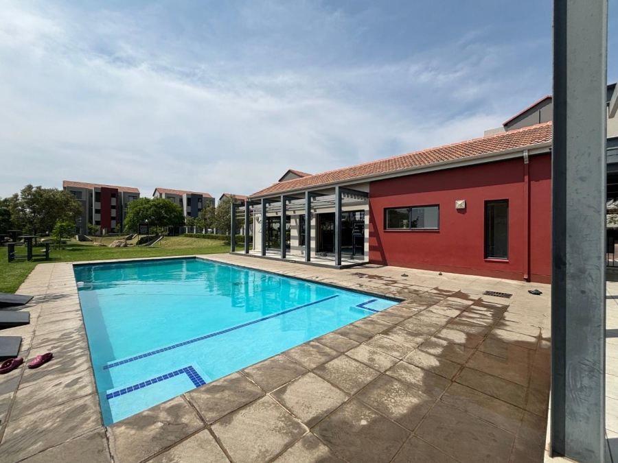 2 Bedroom Property for Sale in Maroeladal Gauteng