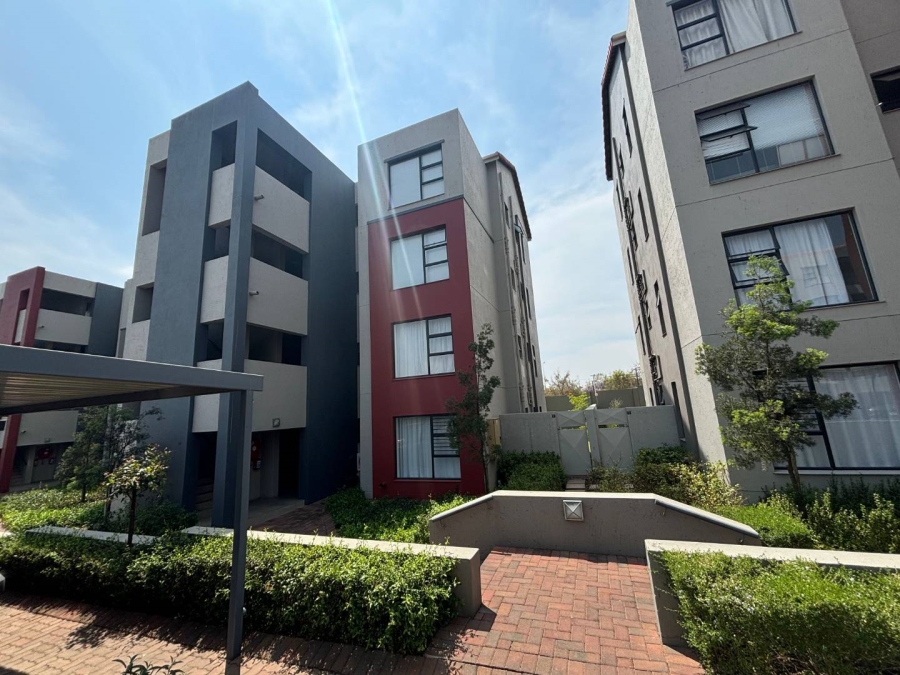 2 Bedroom Property for Sale in Maroeladal Gauteng